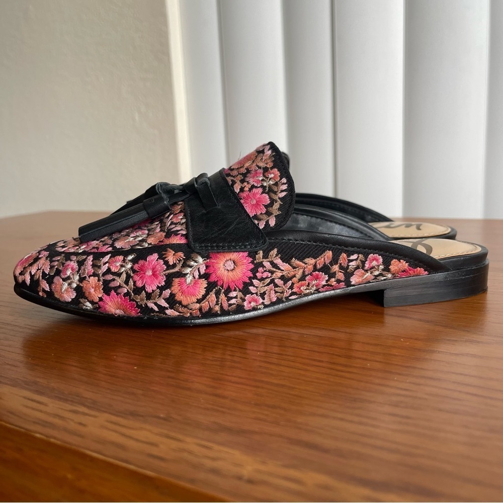 Sam Edelman Paris 2 Floral Embroidered Tassel Mules Size 5.5 - Picture 2 of 12